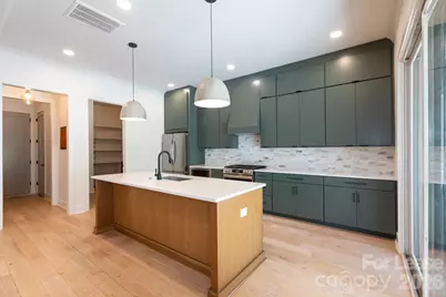 1602 Herrin Avenue, Charlotte, NC 28205 - Photo 7