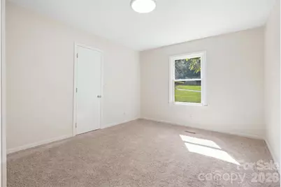 424 Holland Drive, Statesville, NC 28677 - Photo 17