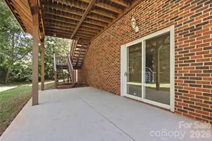 424 Holland Dr, Statesville, NC 28677 - Photo 25