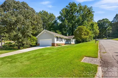 424 Holland Drive, Statesville, NC 28677 - Photo 33