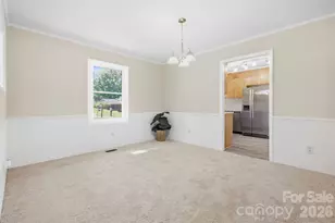 424 Holland Dr, Statesville, NC 28677 - Photo 9