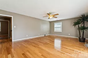 7 Indian Trail Rd, Candler, NC 28715 - Photo 25