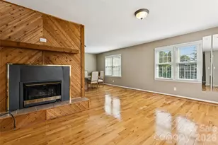 7 Indian Trail Rd, Candler, NC 28715 - Photo 5