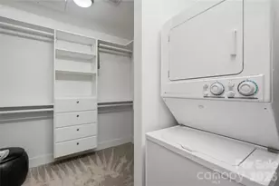 505 E 6th St, Charlotte, NC 28202 - Photo 27