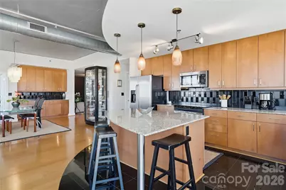 505 E 6th Street #1201, Charlotte, NC 28202 - Photo 7