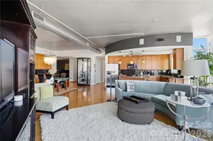 505 E 6th St, Charlotte, NC 28202 - Photo 11