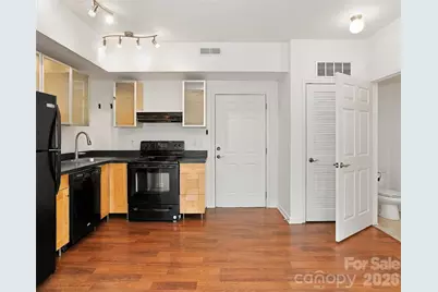 125 Clingman Avenue #304, Asheville, NC 28801 - Photo 7