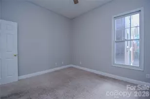 727 Garden District Dr, Charlotte, NC 28202 - Photo 11