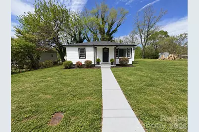 142 S Ervin Avenue, Newton, NC 28658 - Photo 1
