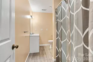 1345 Shirebourn None, Hickory, NC 28602 - Photo 29