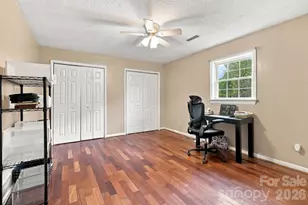 1345 Shirebourn None, Hickory, NC 28602 - Photo 15
