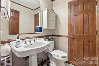 1345 Shirebourn None, Hickory, NC 28602 - Photo 13