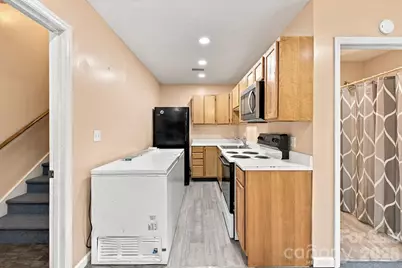 1345 Shirebourn None, Hickory, NC 28602 - Photo 27