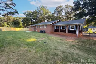 1809 Love Rd, Monroe, NC 28110 - Photo 7