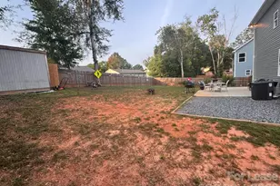 606 E Carpenter St, Dallas, NC 28034 - Photo 7