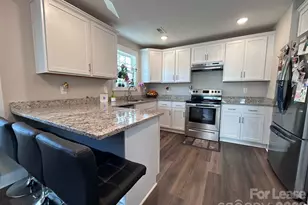 606 E Carpenter St, Dallas, NC 28034 - Photo 3