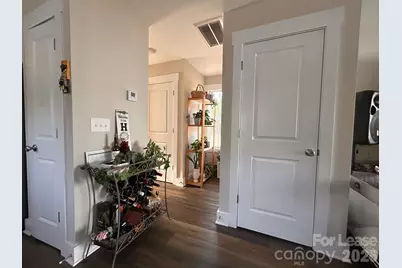 606 E Carpenter Street, Dallas, NC 28034 - Photo 5