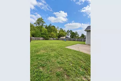 3600 Crosswinds Drive, Hope Mills, NC 28348 - Photo 11