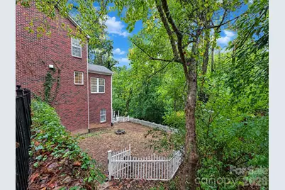 2420 Runnymede Lane, Charlotte, NC 28209 - Photo 3