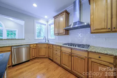 2420 Runnymede Lane, Charlotte, NC 28209 - Photo 11