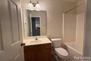 5615 Tipperlinn Way, Charlotte, NC 28278 - Photo 13