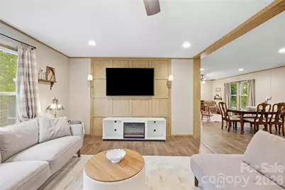 371 Piney Ridge Drive, Hendersonville, NC 28791 - Photo 5