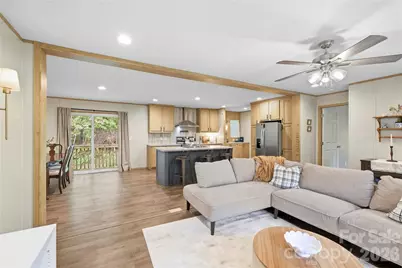 371 Piney Ridge Drive, Hendersonville, NC 28791 - Photo 7