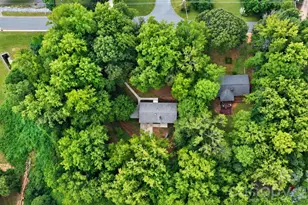 7400 Oakwood Ln, Charlotte, NC 28215 - Photo 9