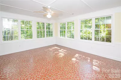 7400 Oakwood Lane, Charlotte, NC 28215 - Photo 39
