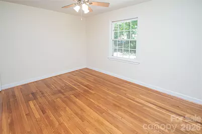 7400 Oakwood Lane, Charlotte, NC 28215 - Photo 35