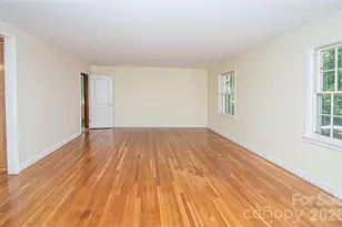 7400 Oakwood Ln, Charlotte, NC 28215 - Photo 13