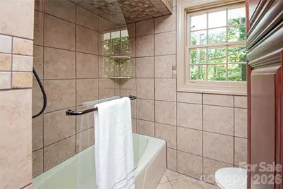 7400 Oakwood Lane, Charlotte, NC 28215 - Photo 33