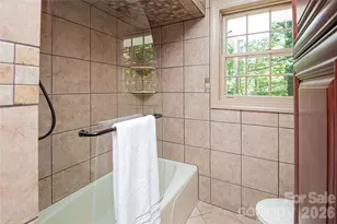 7400 Oakwood Ln, Charlotte, NC 28215 - Photo 33