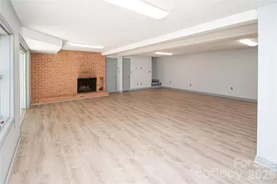 7400 Oakwood Lane, Charlotte, NC 28215 - Photo 43