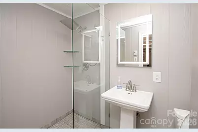 7400 Oakwood Lane, Charlotte, NC 28215 - Photo 45