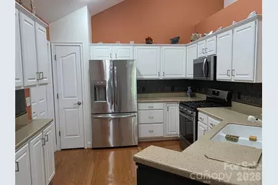 58 Outlook Circle, Swannanoa, NC 28778 - Photo 5