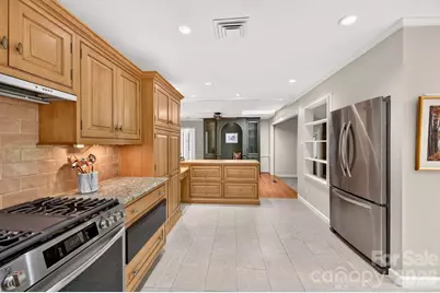 6000 Colchester Place, Charlotte, NC 28210 - Photo 5