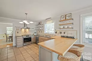 20919 Island Forest Dr, Cornelius, NC 28031 - Photo 15
