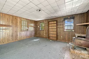 360 Poverty Branch Rd, Barnardsville, NC 28709 - Photo 27