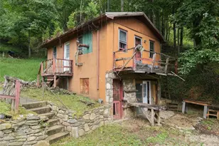 360 Poverty Branch Rd, Barnardsville, NC 28709 - Photo 25