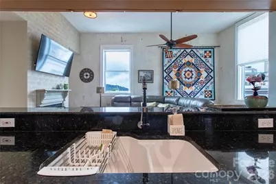 84 W Walnut Street #501, Asheville, NC 28801 - Photo 5