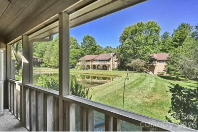 901 Red Oak Drive, Hendersonville, NC 28791 - Photo 11