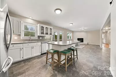 226 28th Avenue Place NE, Hickory, NC 28601 - Photo 13