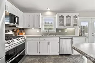 226 28th Ave Pl NE, Hickory, NC 28601 - Photo 15