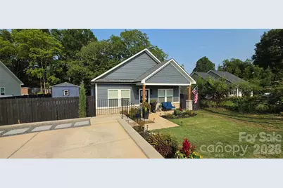 1007 S Ridge Avenue, Kannapolis, NC 28083 - Photo 1