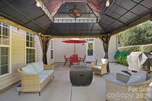 10110 Loch Lomond Dr, Charlotte, NC 28278 - Photo 27
