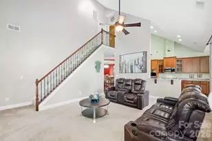 10110 Loch Lomond Dr, Charlotte, NC 28278 - Photo 15