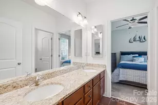 10110 Loch Lomond Dr, Charlotte, NC 28278 - Photo 19