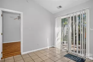 11108 White Stag Dr, Charlotte, NC 28269 - Photo 13