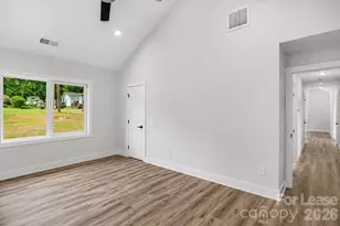 618 E Holly St, Dallas, NC 28034 - Photo 7